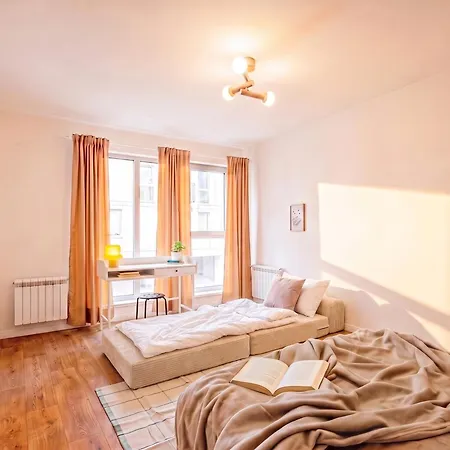Stylish For 5 - Workspace - Center * Prague